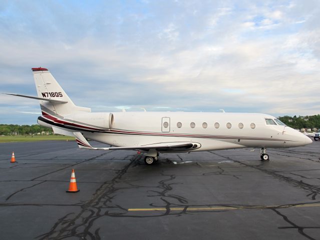 IAI Gulfstream G200 (N718QS)