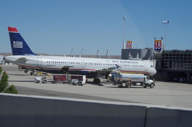 Airbus A321 (N538UW)