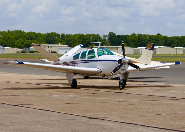 Beechcraft 35 Bonanza (N777U) - 1970 Beech V35B At Downtown Shreveport.