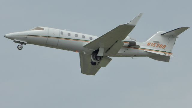 Learjet 31 (N153RB)