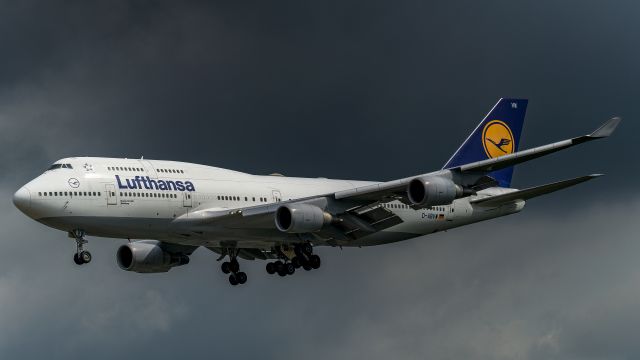 D-ABVW — - Raini day in Germany