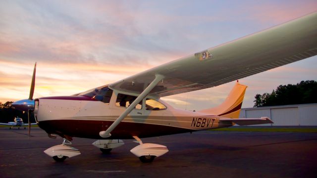 Cessna Skylane (N68VT)