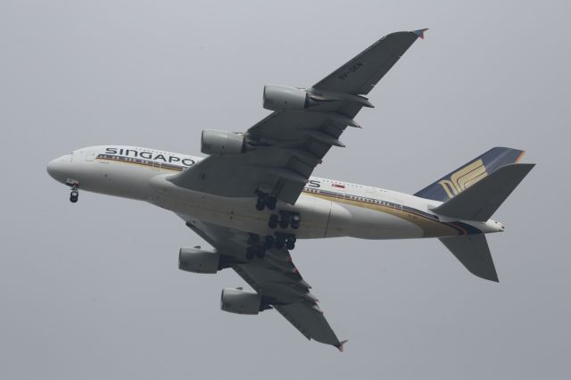 Airbus A380-800 (9V-SKN)