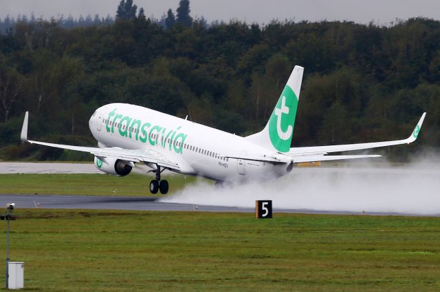 Boeing 737-800 (PH-HZV)