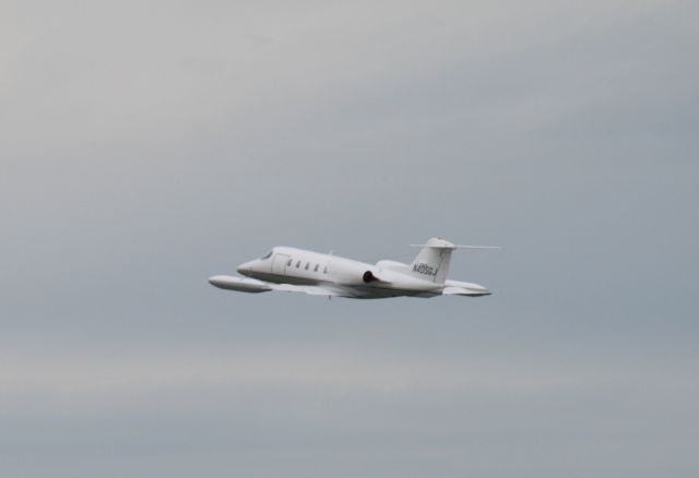 Learjet 35 (N405GJ)