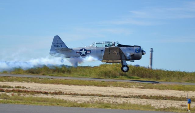 North American T-6 Texan (N36913)