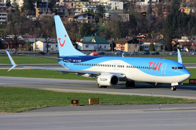 Boeing 737-800 (G-FDZB)