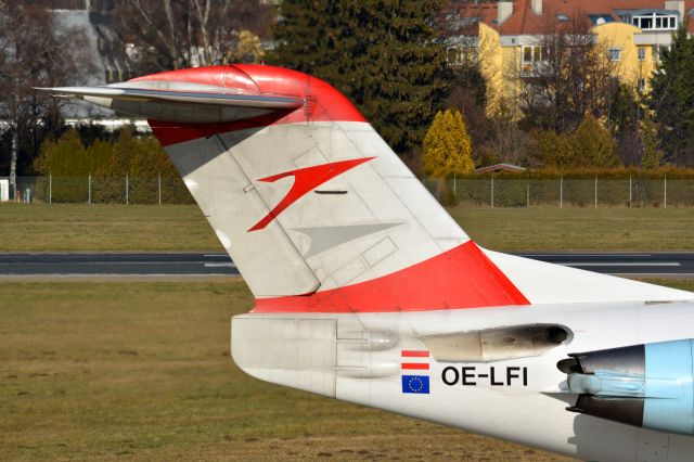 Fokker 70 (OE-LFI)