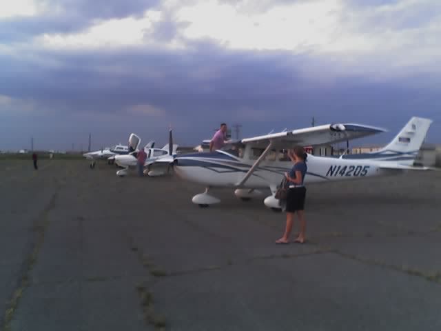 Cessna Skylane (N14205) - N14205 2007 C182T G1000 GFC700 on Tangier Island for Hilda Crocketts restaurant and Island tour. XM Weather and XM Radio made the difference on the way home.