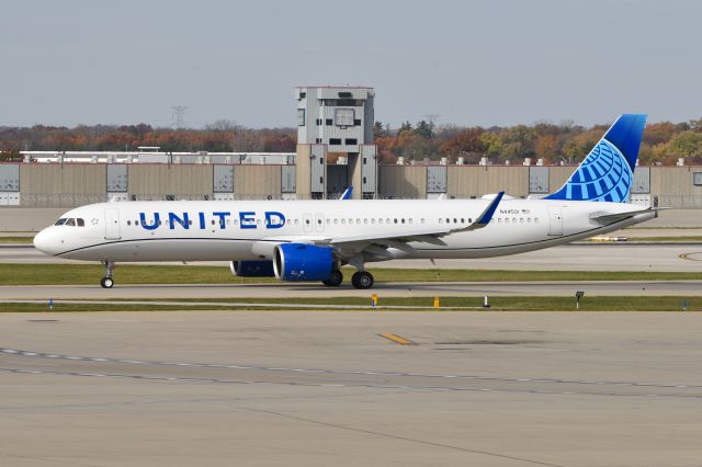 Airbus A321neo (N44501) - Aircraft was out doing a FAA Proving run, flight 3899 ORD-MCO then she diverted here to IND. Here she is taxiing out down to 5-L for continuation of her trip to MCO. This is UAL's first A321-271NX