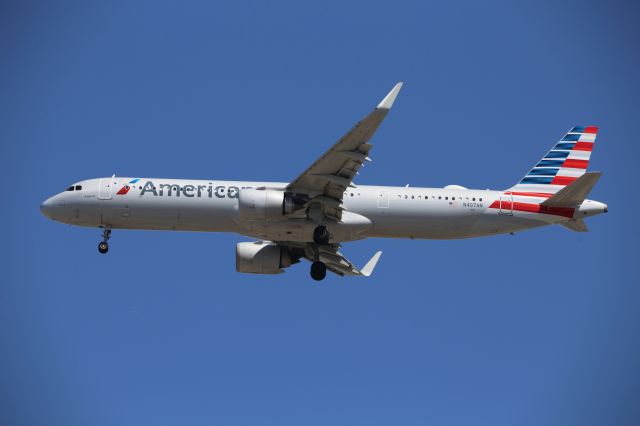 Airbus A321neo (N407AN)