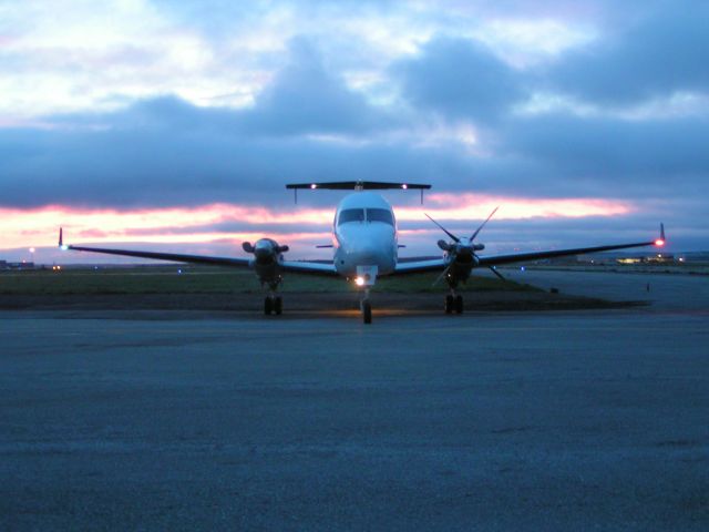 Beechcraft 1900 (C-GLHO) - MORNING START UP FOR EVAS 7616.