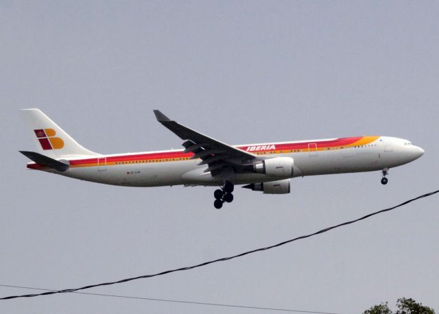 Airbus A330-300 (EC-LUX) - Taken 8-8-2013