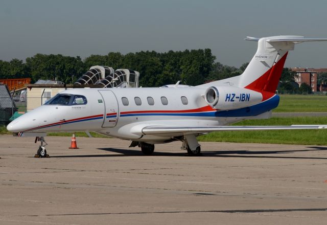 Embraer Phenom 300 (HZ-IBN)