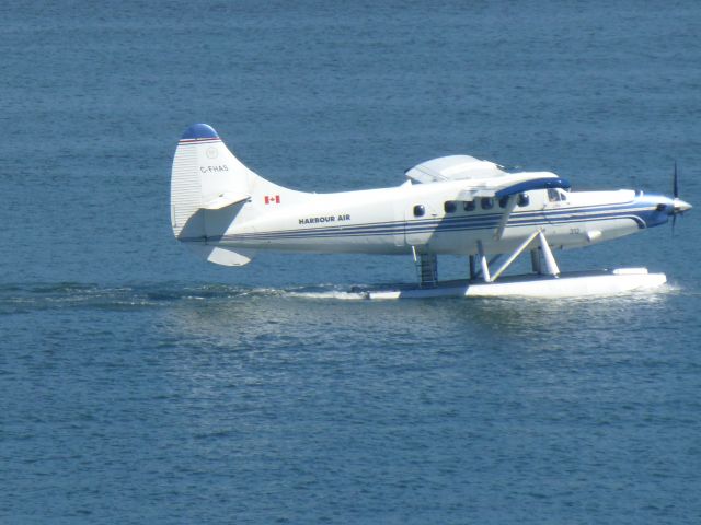 De Havilland Canada DHC-3 Otter (C-FHAS)