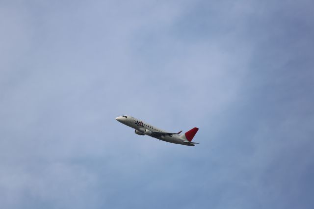 Embraer 170/175 (JA211J)