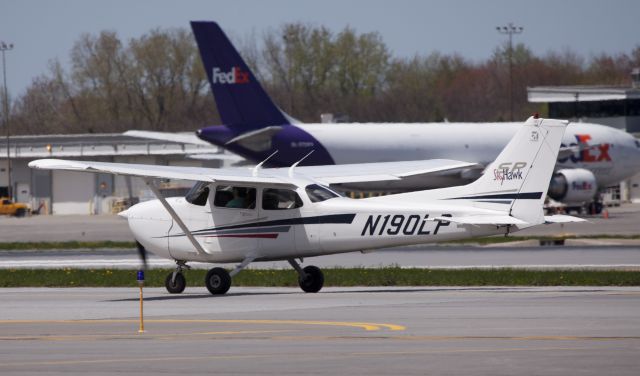 Cessna Skyhawk (N190LP)