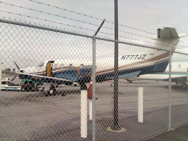 Pilatus PC-12 (N777JZ) - PARKED AT SANTA ANA