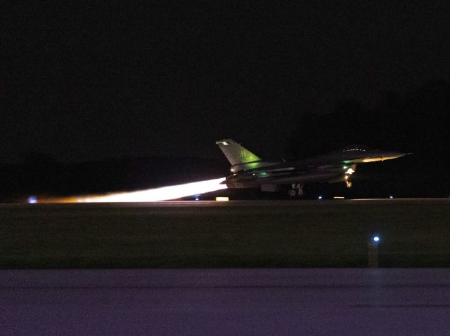 Lockheed F-16 Fighting Falcon (89-2132) - A Lockheed Martin F-16CM from the 180th Fighter Wing departing for some night ops back in Aug 2022.