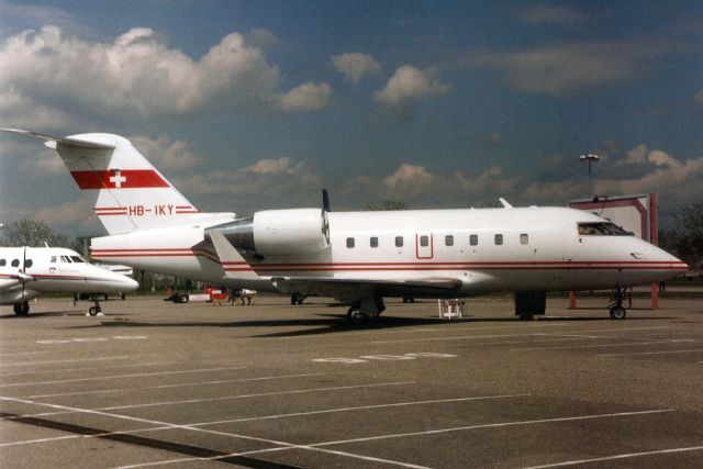 Canadair Challenger (HB-IKY) - Seen here on 21-Apr-94.br /br /Exported to USA 18-Nov-95 as N512BC,br /then reregistered N604WB 26-Sep-97,br /exported to Aruba 15-Dec-03 as P4-EPI,br /reregistered VP-CEI in Nov-08,br /then 2-SEXY 9-Sep-15,br /then 2-CUTE 29-Jun-17,br /then 9H-ART.