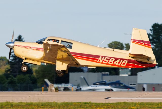 Mooney M-20 (N5841Q)