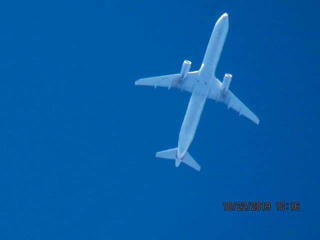 Airbus A321 (N934AA)
