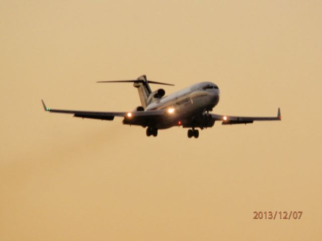 BOEING 727-200 (N905AJ)
