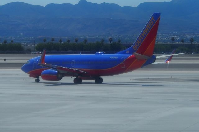 Boeing 737-700 (N903WN)