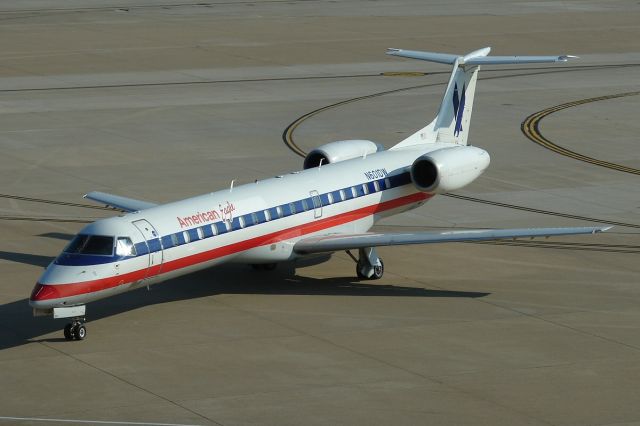 Embraer ERJ-145 (N601DW)