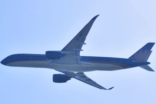 Airbus A350-900 (VNA-886)