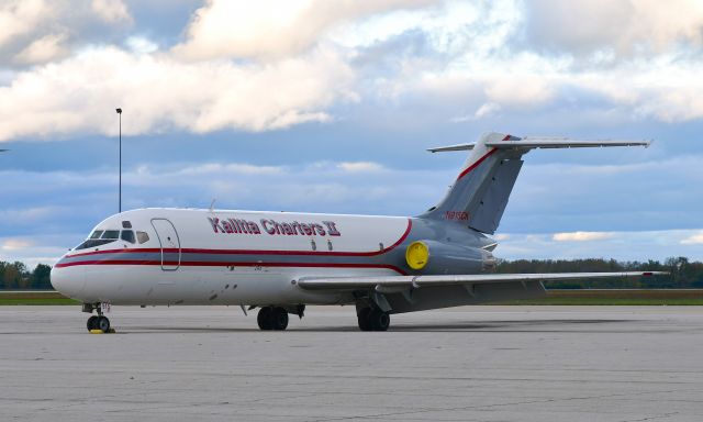 Douglas DC-9-10 (N915CK) - Kalitta Charters II McDonnell Douglas DC-9-15(F) N915CK in Willow Run Airport