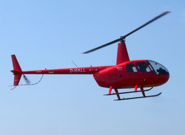 Robinson R-44 (D-HALL)