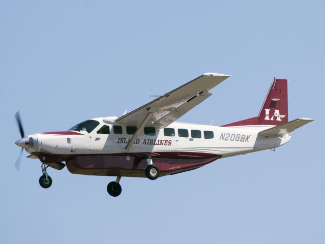 Cessna Caravan (N208BK) - Take off runway 24.