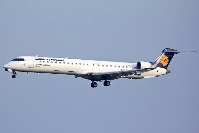 Canadair Regional Jet CRJ-900 (D-ACKK)