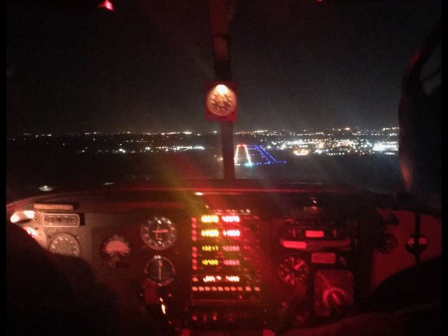 N2592X — - On Final