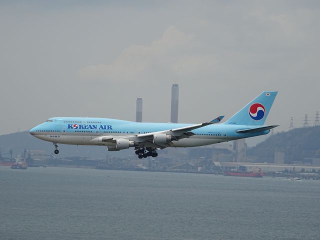 Boeing 747-400 (HL7460)