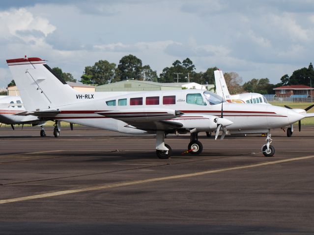 VH-RLX —