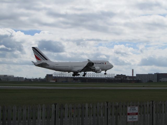 Boeing 747-400 (F-GITH)