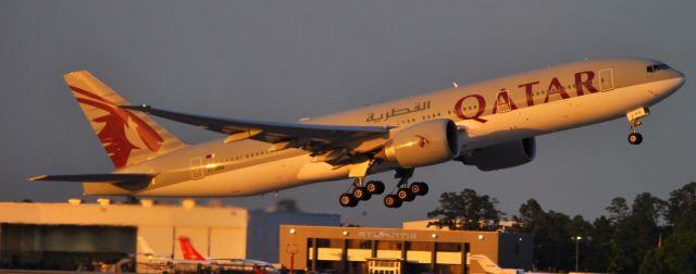 Boeing 777-200 (A7-BBB)