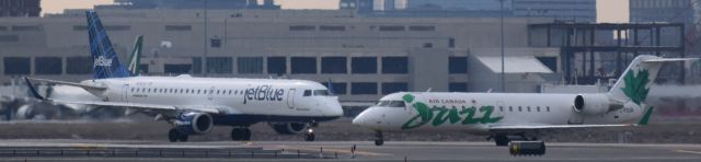 Canadair Regional Jet CRJ-200 (C-FDJA)