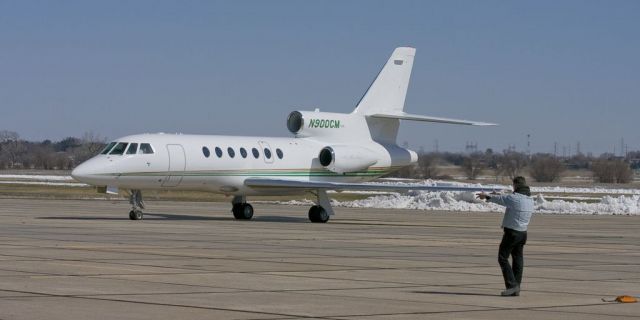 Dassault Falcon 50 (N900CM)