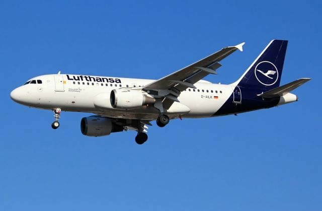 Airbus A319 (D-AILK)