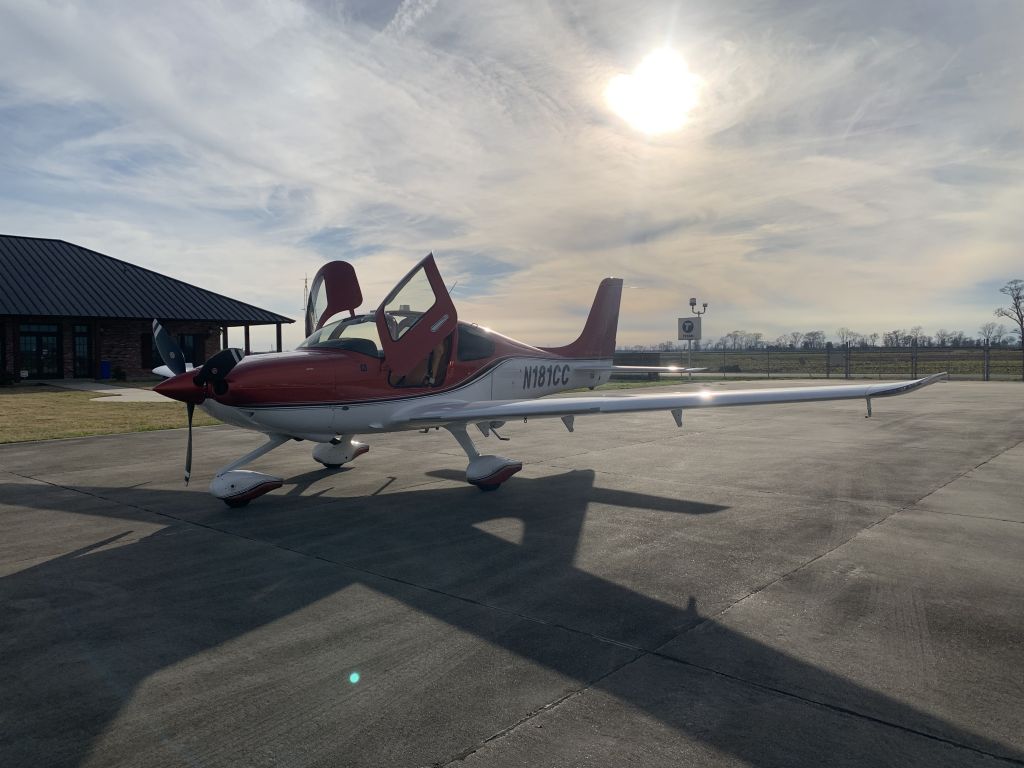 Cirrus SR-22 (N181CC)
