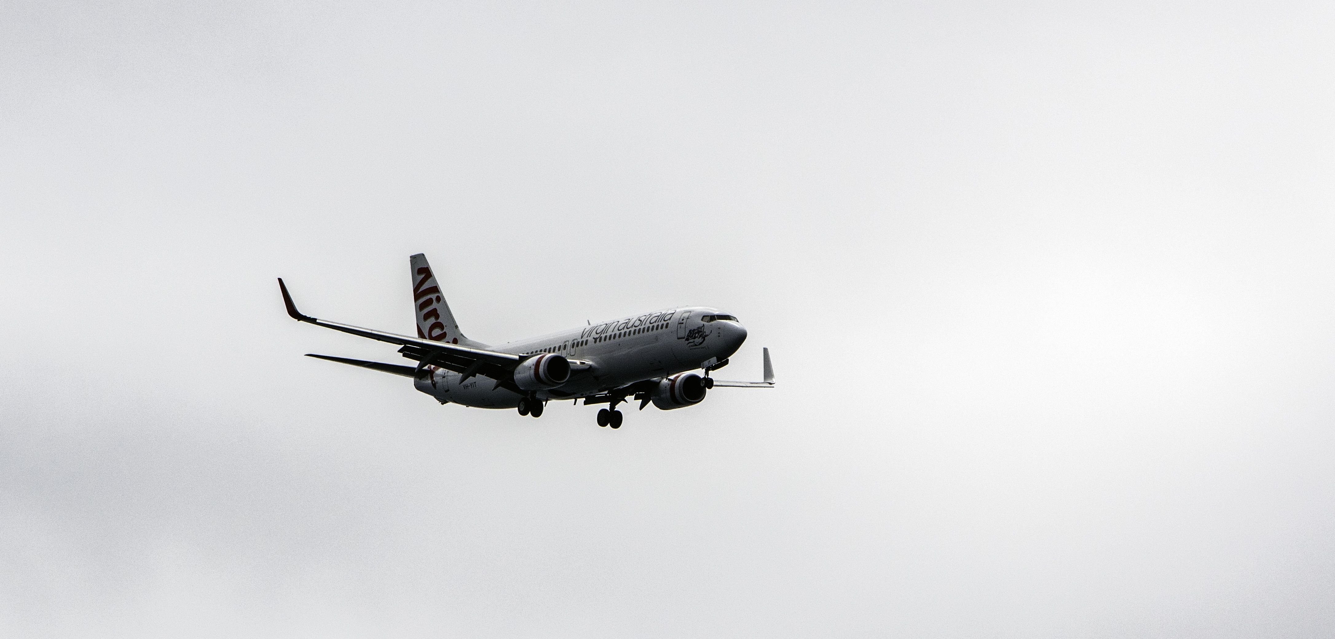 Boeing 737-800 (VH-YIT) - Virgin inbound to The Sunshine Coast Airport. Taken from Point Perry, Coolum Beach