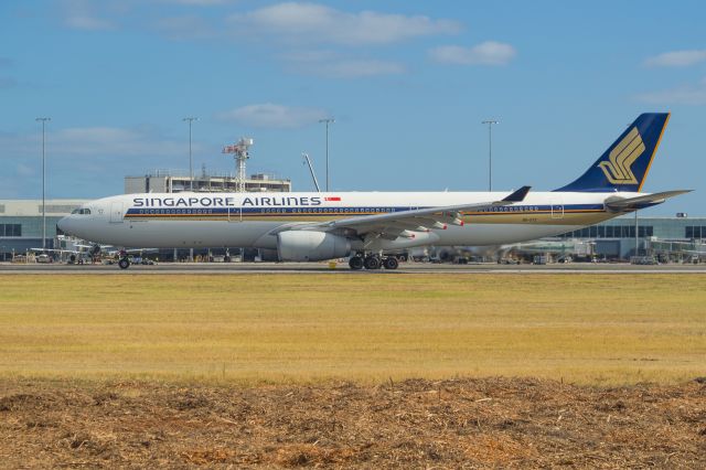 Airbus A330-300 (9V-STZ)