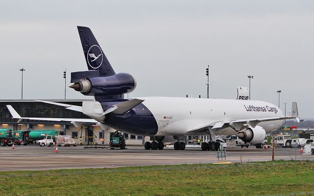 Boeing MD-11 (D-ALCD) - lufthansa cargo md-11f d-alcd at shannon 27/11/18.