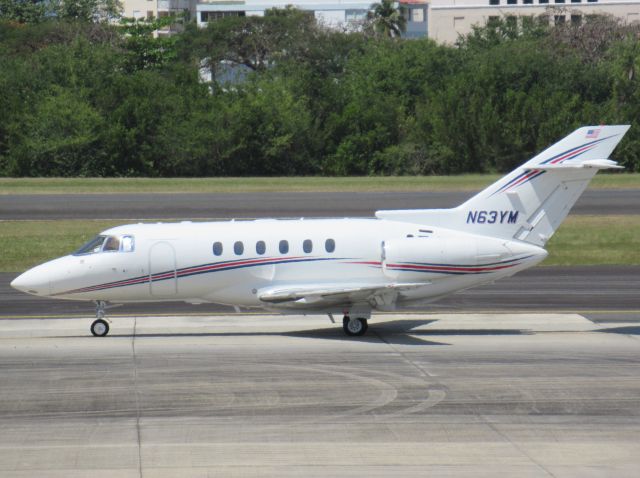 Hawker 800 (N63YM)