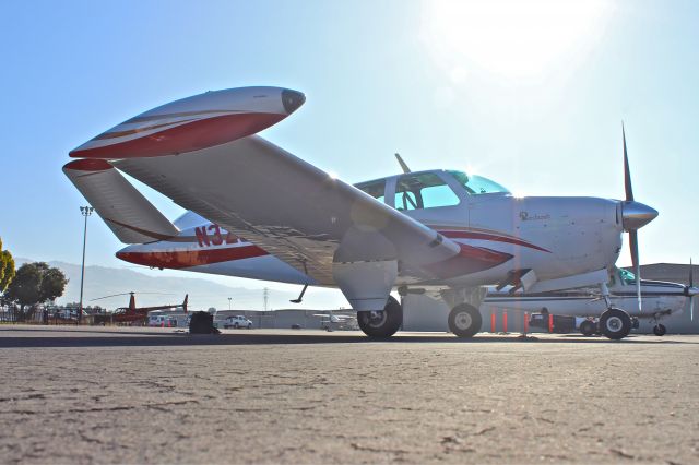 Beechcraft 35 Bonanza (N3251C)