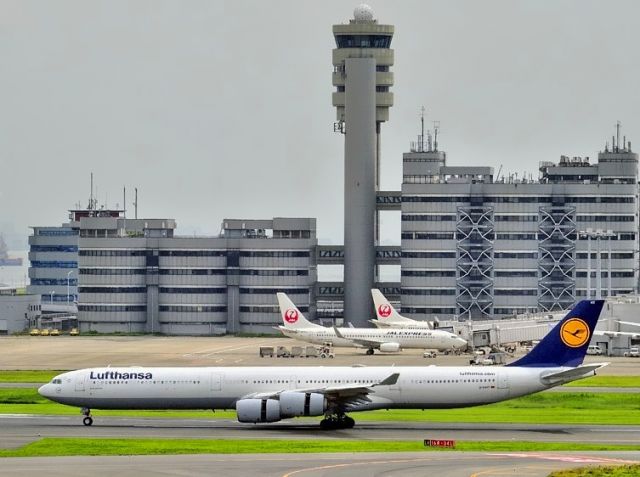 Airbus A340-600 (D-AIHT) - 2014: Stored 10/2017 to 04/2018 