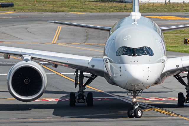 Airbus A350-900 (A7-ALO)